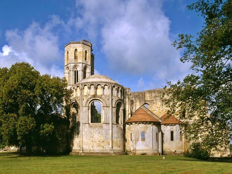 Visite de l'abbaye de la sauve proche de Bordeaux 